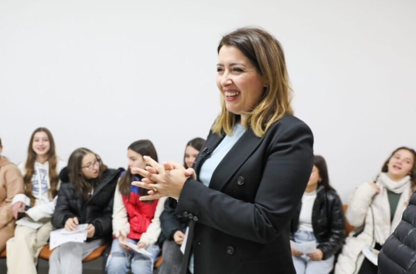  Nisma “Dhuro një lodër”, Manastirliu: Shembull solidariteti për nxënësit me aftësi të kufizuara në dëgjim