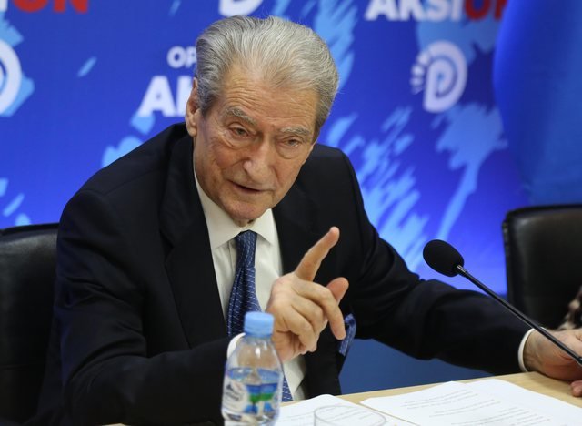  “Mbrojtja e Berishës, u bë strategji e PD!”, Roland Lami: Kjo parti po shkon drejt