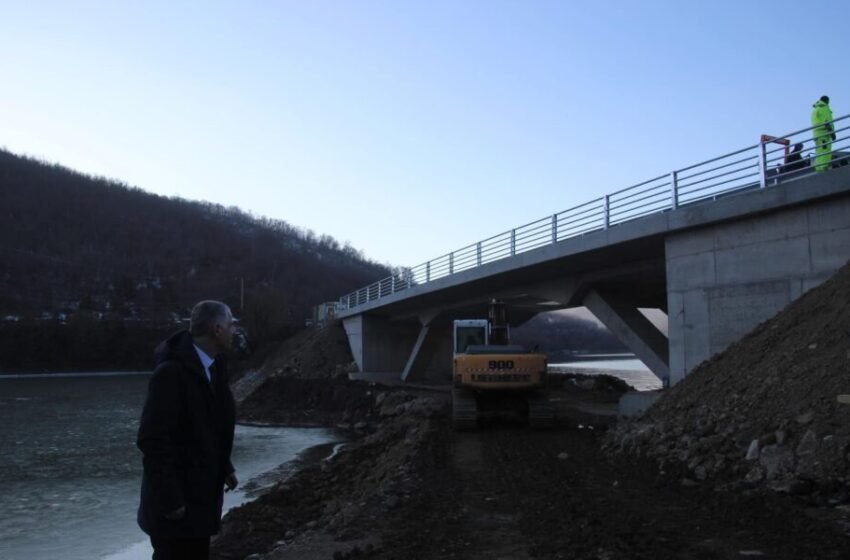  E pazakontë: Durmishi njofton për testimin e Urës nesër, disa ditë pasi u hap për qarkullim