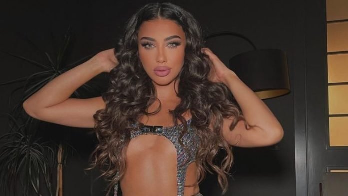  Melinda shfaqet joshëse në të bardha