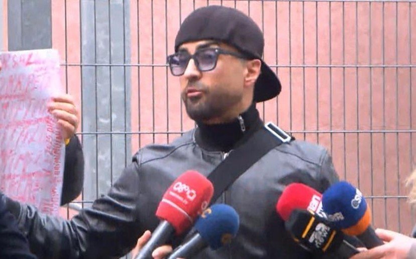 Aktori Gazmend Paja tallet pas daljes nga SPAK-u: Isha për një kafe me prokurorin