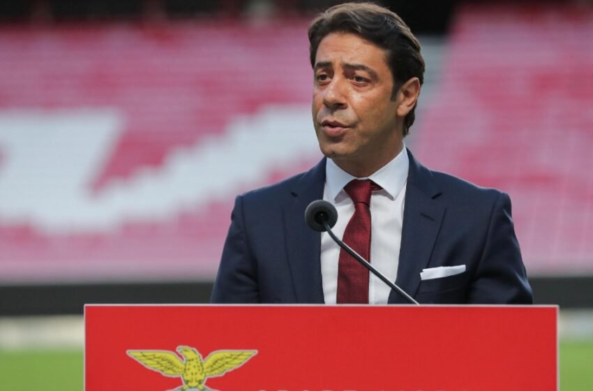 Një nga historitë më të bukura të besnikërisë në futboll
