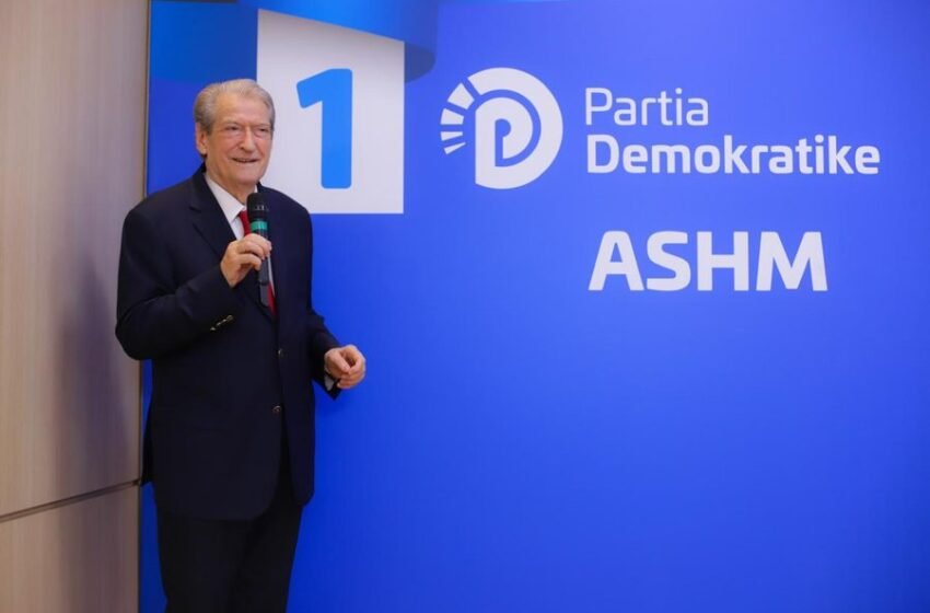 Berisha ngrihet në këmbë për “logon e betejës”: Kush voton Nr.1, është njësh!