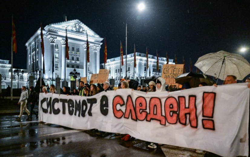 Në Shkup po marshohet për tragjedinë e Koçanit