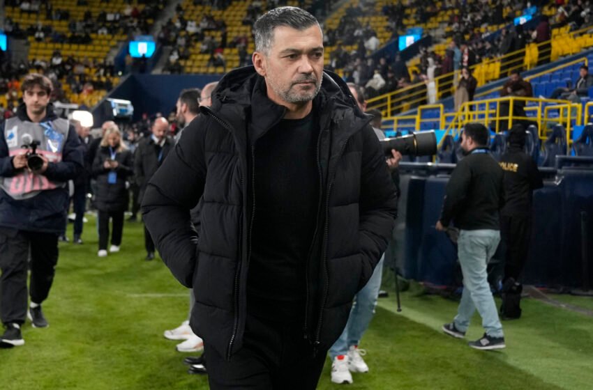  Milani merr vendim për të ardhmen e trajnerit Serhio Konseisao