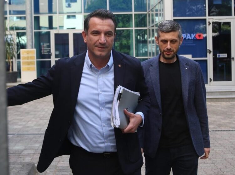 Klodiana Lala zbulon bisedat e përgjuara të Veliajt/ Kush është ministri që Lali do ta shkrijë në 7 breza?!