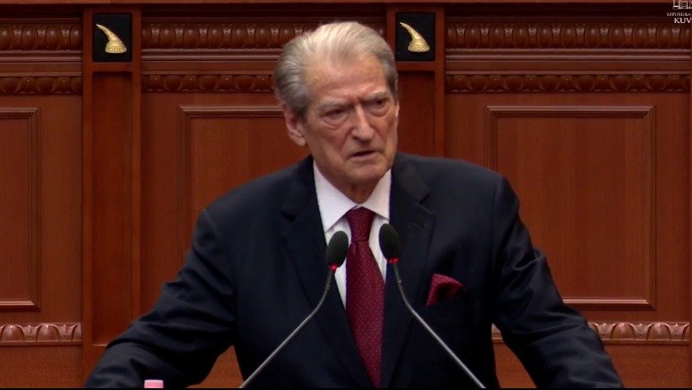“Tronditet” Berisha, një tjetër aleat tërhiqet nga koalicioni