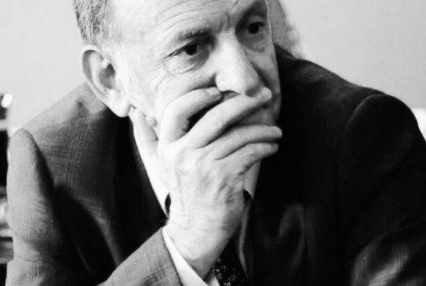 Martin Leka: Si e përdori Sali Berisha funeralin e Azem Hajdarit për të pushtuar RTSH-në! Atë ditë më morën peng!