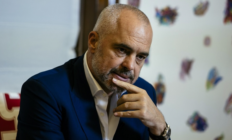 “Tronditet” Rama, deputeti i rëndësishëm PS-së tërhiqet nga gara?!