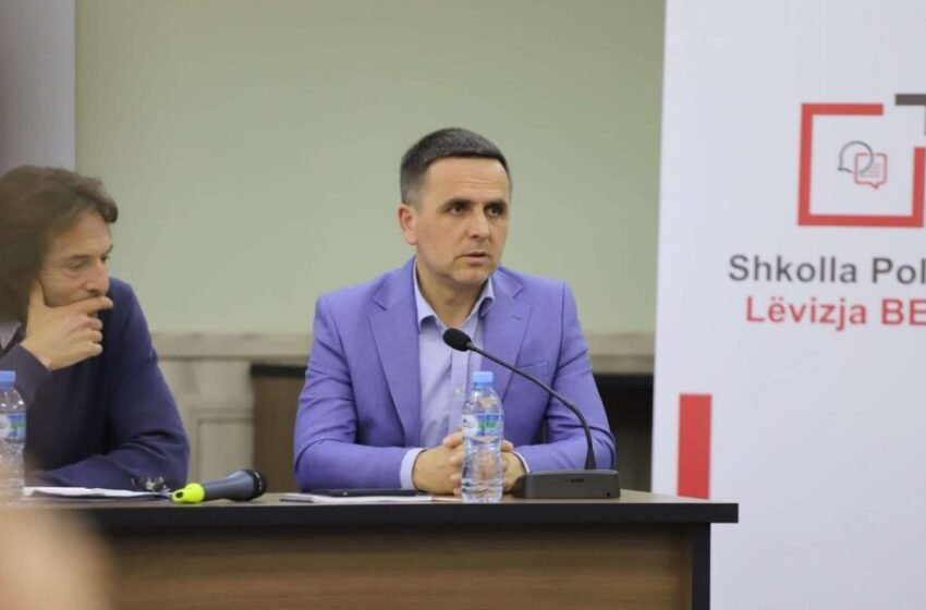 Lëvizja BESA: Filloi Shkolla Politike – vendi ku mësohet mendimi dhe veprimi politik