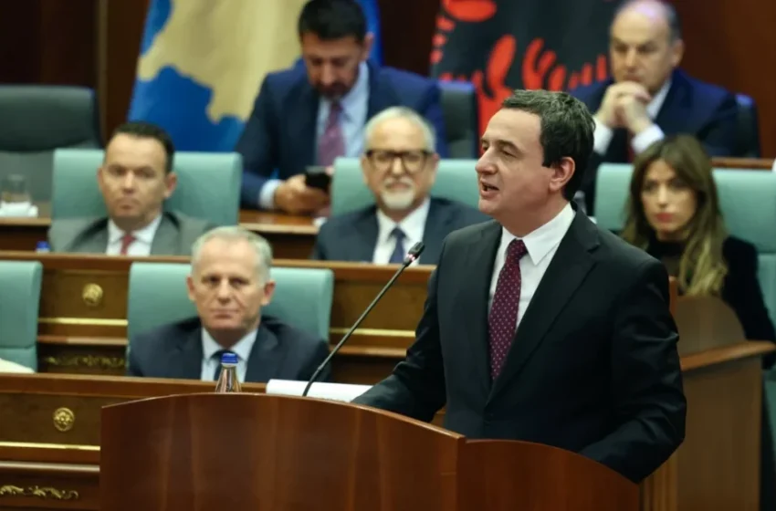 Dorëzohet Albin Kurti, fton për takim kryetarët e PDK dhe LDK