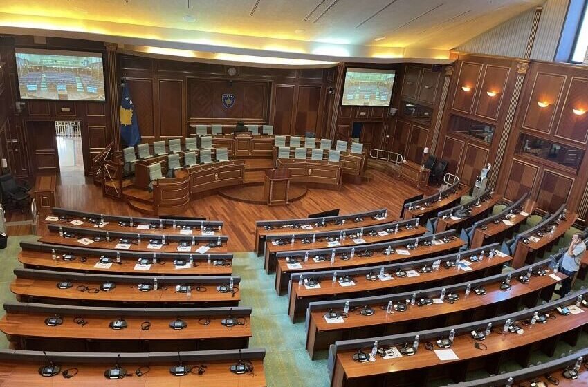 Seanca konstituive vazhdon më 29 prill
