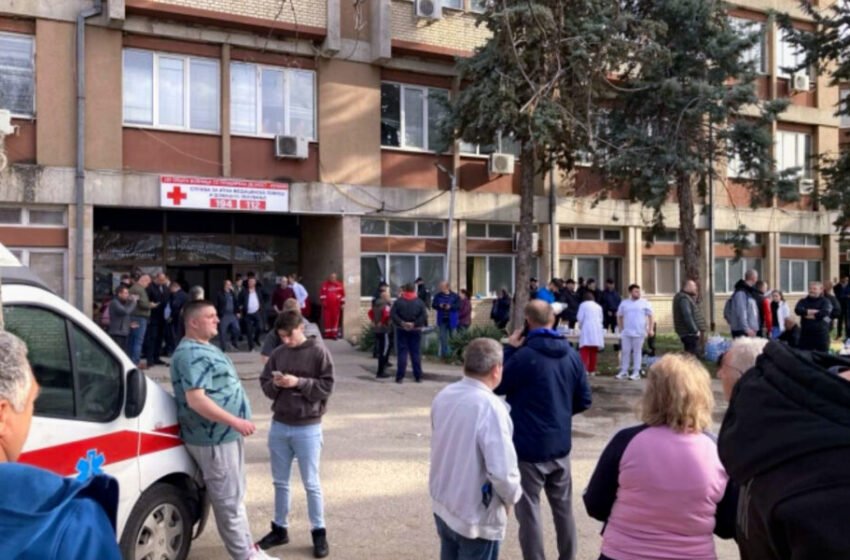 Njëqind pacientë nga zjarri në Koçan po trajtohen brenda dhe jashtë vendit, tre në gjendje kritike