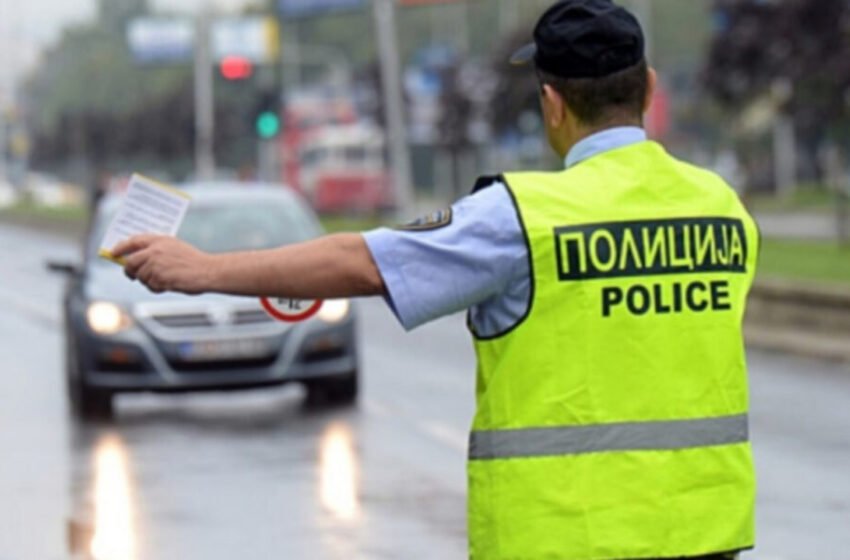 Procedurë disiplinore për dy policë të cilët rrejshëm pohuan se automjeti “porshe” është zyrtar