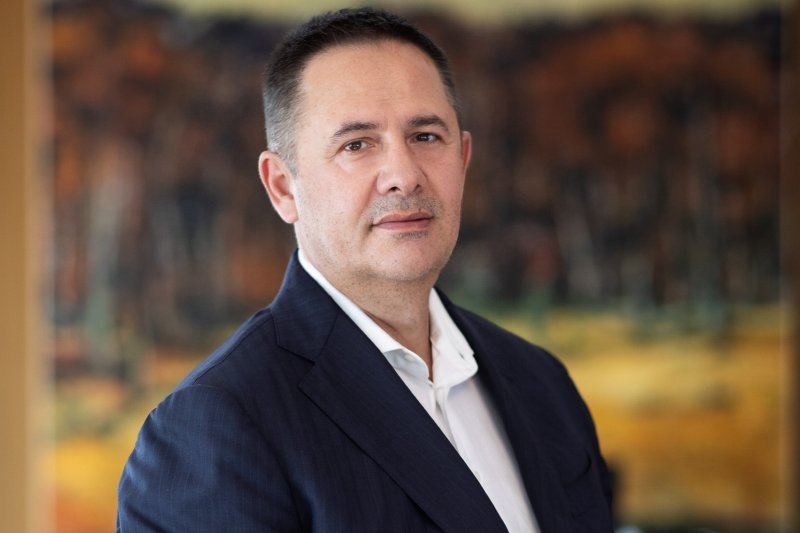 Samir Mane, shqiptari i parë në listën e miliarderëve të Forbes