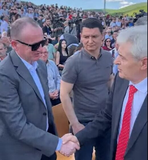  Ali Ahmeti konfirmon për SP: Jam takuar tri herë me Taravarin