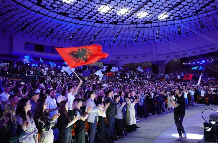 Mundësia shpërndan pamjet: Më 11 maj një mundësi e artë për të ndryshuar Shqipërinë