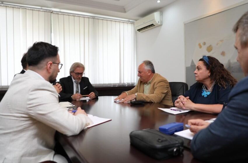 Limani takon përfaqësues të SASHK-ut: Kushte më të mira për punonjësit në mbrojtjen e fëmijëve