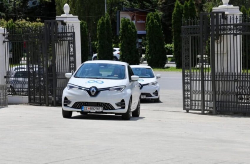 Makina elektrike me qira në Shkup – vetëm 22 denarë për kilometër