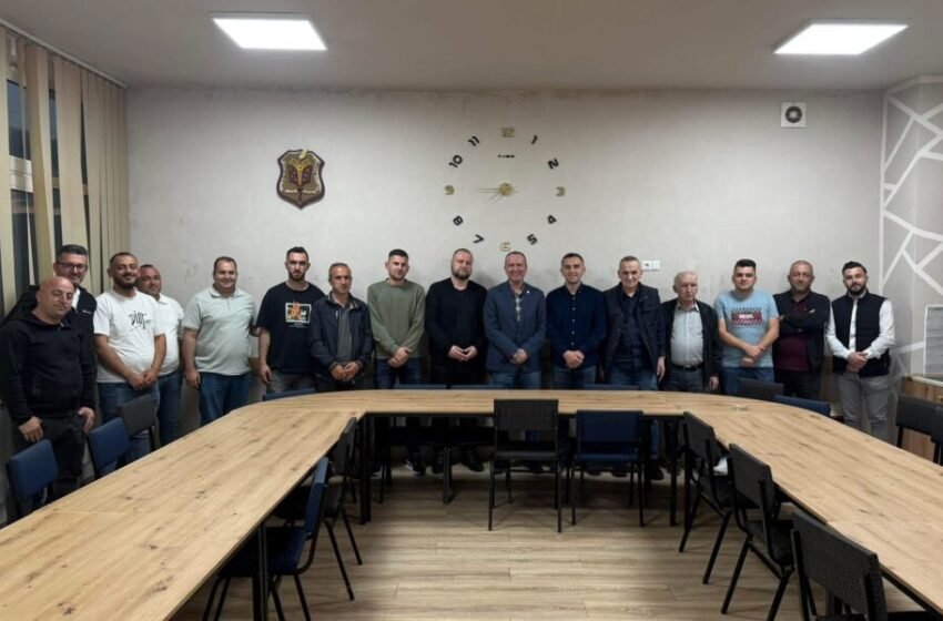 Bërvenica i qëndron besnike Taravarit, e gjithë kryesia në një zë me kreun e ASH-së