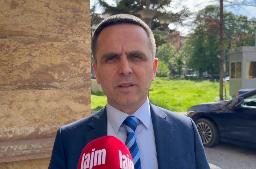 Kasami: Nuk e paragjykojmë vendimin e Mickoskit për Taravarin, sonte takohemi për t’i sqaruar këto situata