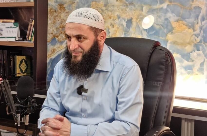 Hoxhë Sadullah Bajrami denoncon ndalesat nëpër kufi: “Po na i fusni edhe familjarët në lista të zeza”