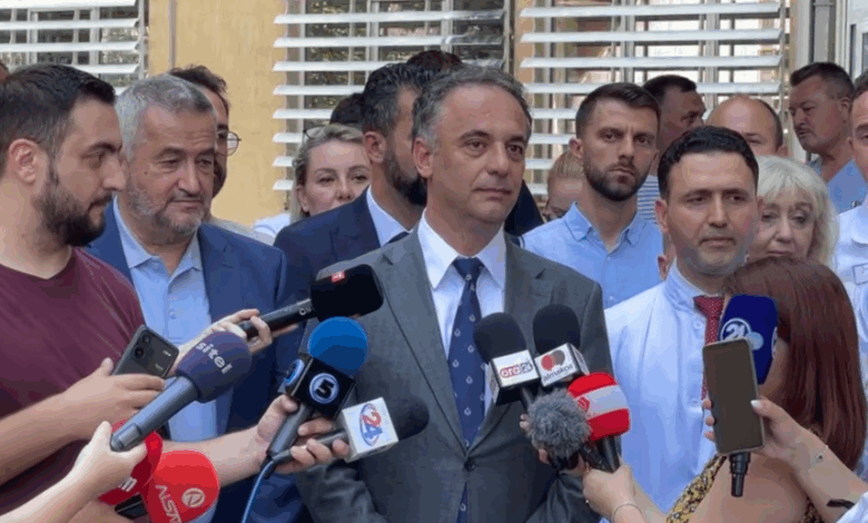Nga guximi në dorëzim: Si Azir Aliu shembet përballë Mickoskit për “parkingun”!