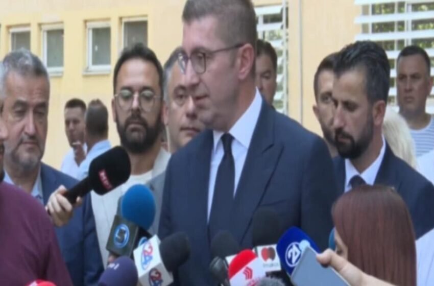 Micko ia ngrinë në buzë buzëqeshjen vredistëve!