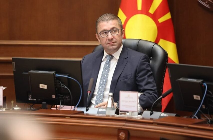 Mickoski në lëshimin në përdorim të rrugës rajonale të rikonstruktuar Ponov most – Bogdanc