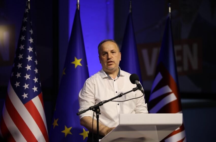 Adnan Azizi godet BDI-në: Shqiptarët nuk do të jenë më numra për pazare politike