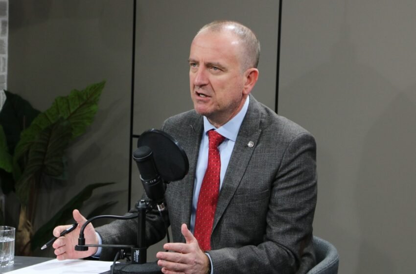 Taravari në “Pressing”: Dështimi i koalicionit me VLEN dhe strategjia e VMRO-së