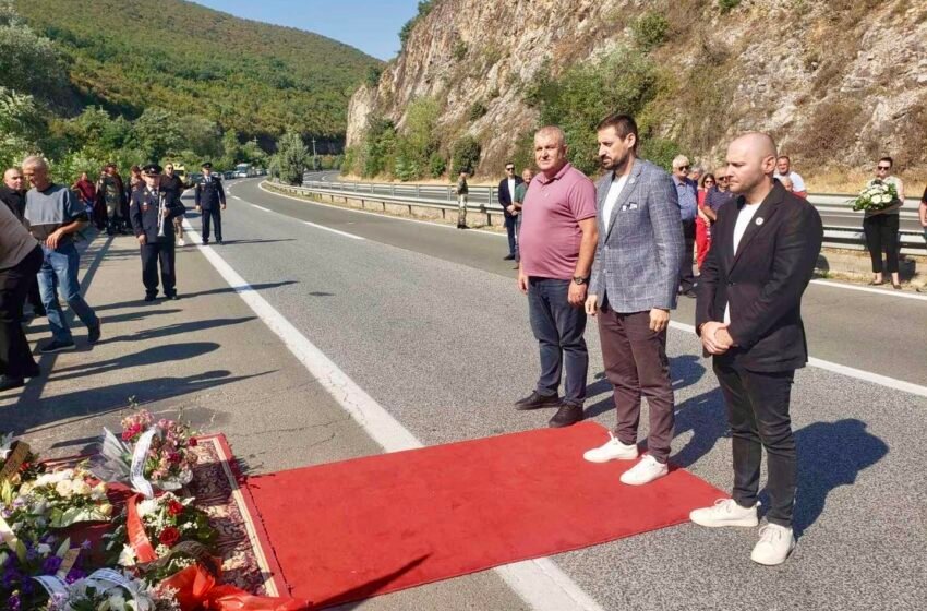 Petar Bogojevski i quan ushtarët e UÇK-së, banda terroriste