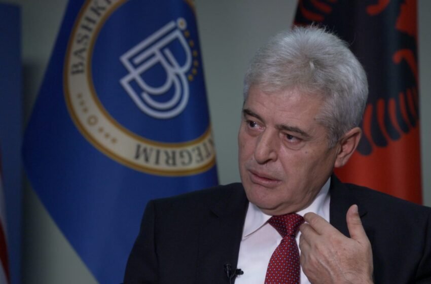 Ali Ahmeti iu drejtohet maqedonasve me një porosi: Propaganda kundër shqiptarëve është mposhtur