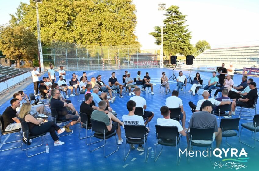 “Mendi Qyra premton mbështetje konkrete për sportistët e Strugës: Sporti si prioritet për fëmijët dhe komunitetin”