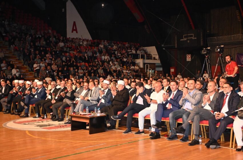 Manifestimi fetaro-artistik në Gostivar për Ditëlindjen e Muhamedit a.s