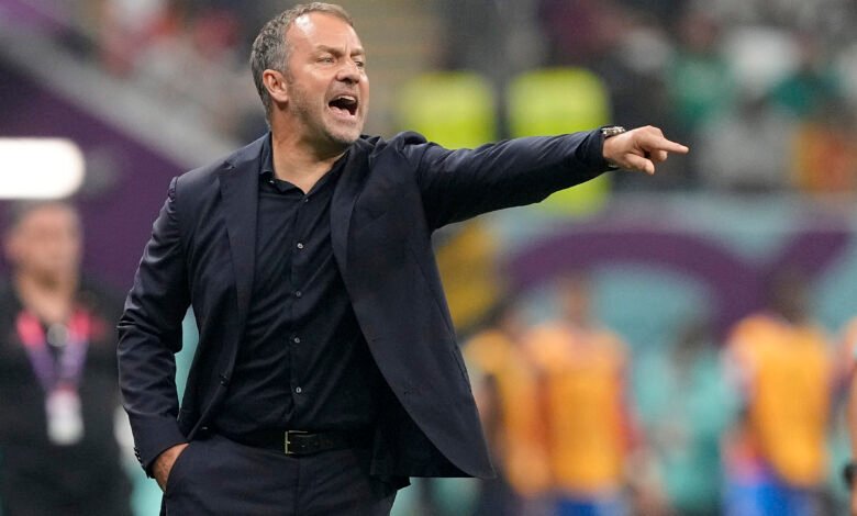  Hansi Flick dënohet nga UEFA