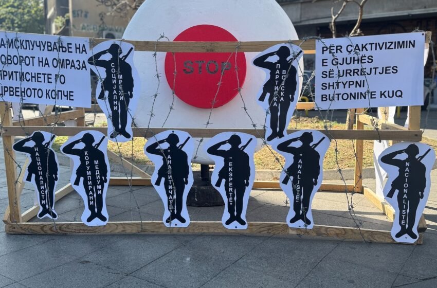 Instalacioni artistik “Fike gjuhën e urrejtjes” nxit tolerancën dhe respektin