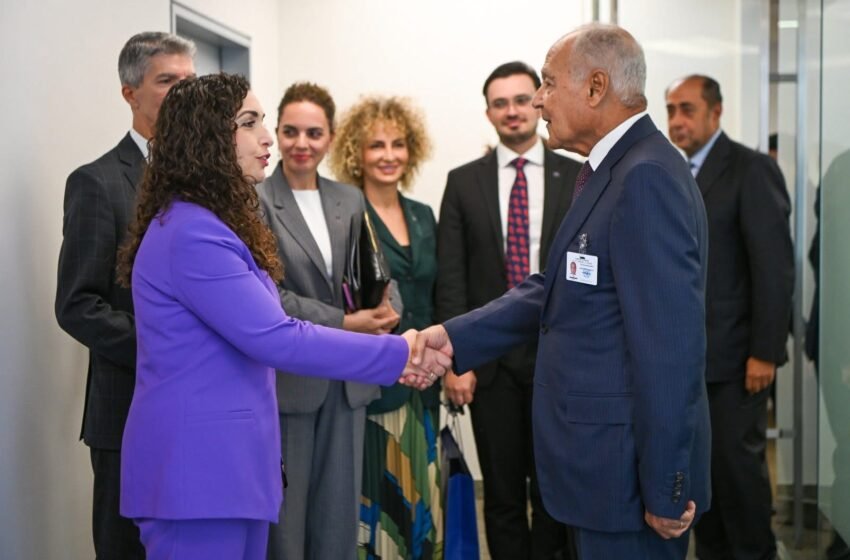  Vjosa Osmani kërkon njohje nga shtetet anëtare të Ligës Arabe gjatë takimit në New York