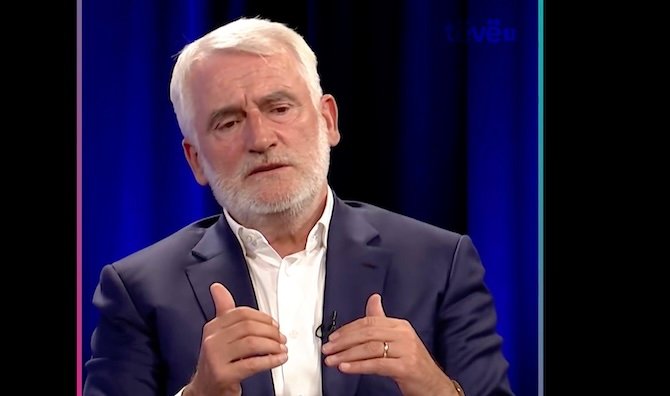 “Ali Ahmeti ka thanë që ky s’ka kah ia mbanë – Edhe BDI edhe VLEN më bënë ofertë nga tre komuna shqiptare”, thekson Menduh Thaçi