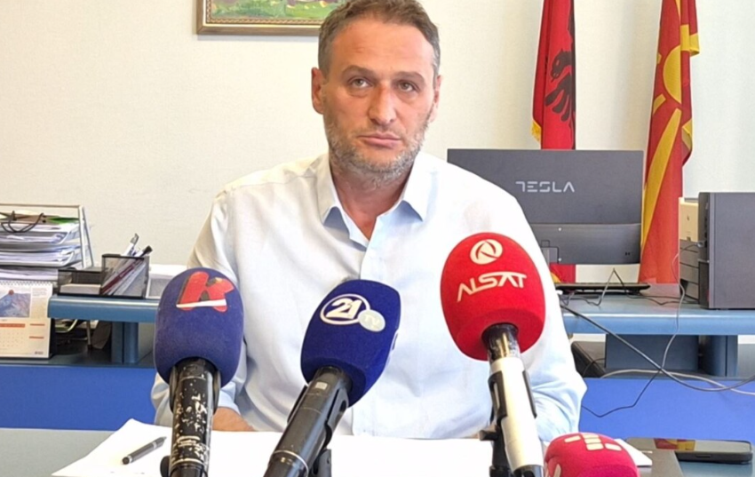  Vdekja e 7-vjeçares në Spitalin e Tetovë, Elezi: Paraprakisht ka pranuar terapi intravenoze te mjeku amë, që është e jashtëligjshme!