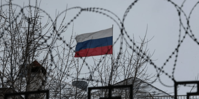 Si i prodhon dhe përdor Rusia granatat kimike kundër Ukrainës?