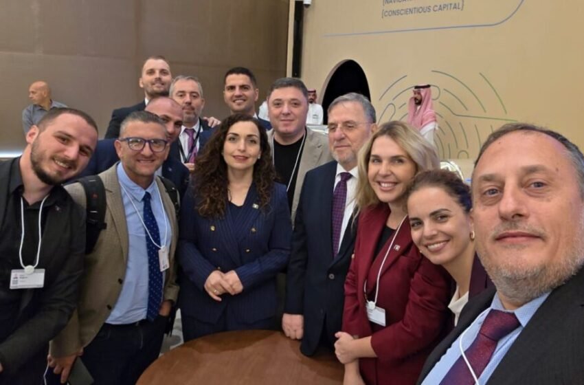  Osmani dhe ekipi i saj në festë pas njohjes nga Siria, kanë edhe një paralajmërim