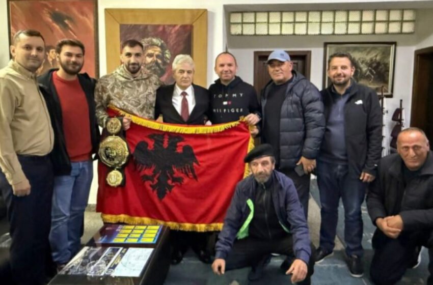  Ali Ahmeti takon kampionin Florim Zendeli: Frymëzim për të rinjtë