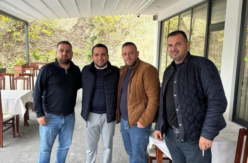 Enis Mustafa e demanton Muhamet Elmazin, jam dhe mbetem bashkë me Blerant Ramadanin