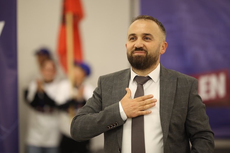  Haqim Ramadani: Prej sot jam pa punë, jam ekonomist dhe kërkoj punë në sektorin privat