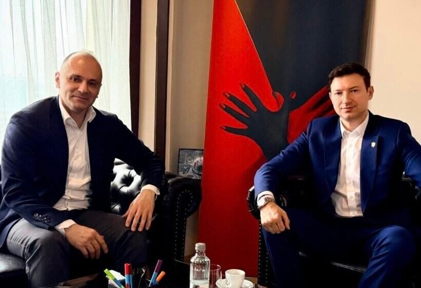  Ambasadori Meidani pret në takim kryetarin e LSDM-së, Venko Filipçe