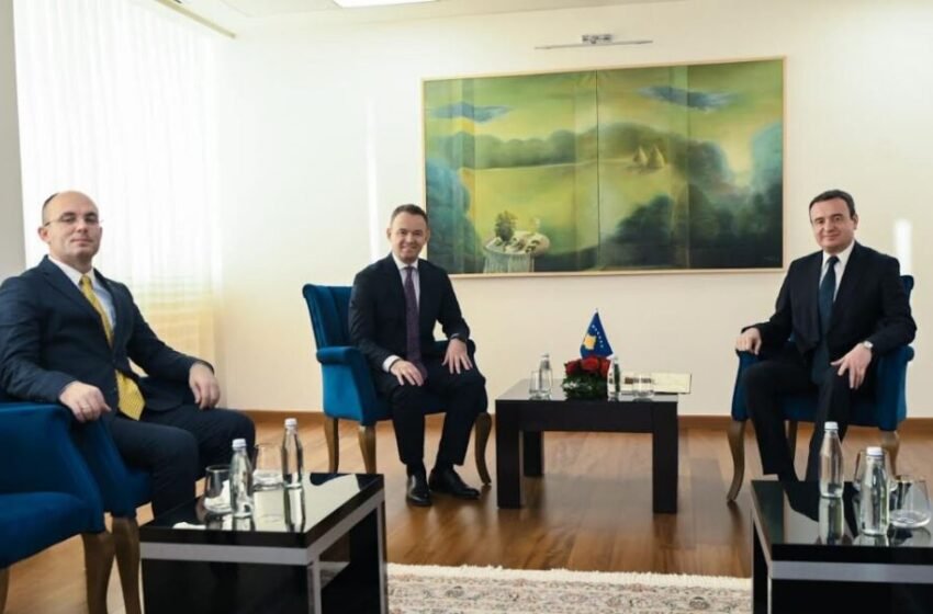  Vendimi i Kurtit: Pas fitores në Mitrovicë, Pecin e zëvendëson Demelezi në Ministrinë e Bujqësisë