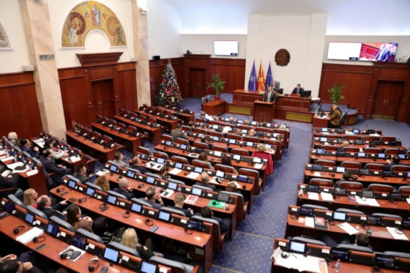  Kuvendi votoi Muhamet Hoxhën dhe Bekim Sali si ministra