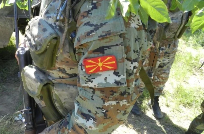  Ministria e Mbrojtjes: Maqedonia nuk do të dërgojë ushtarët e saj në një mision në Ukrainë