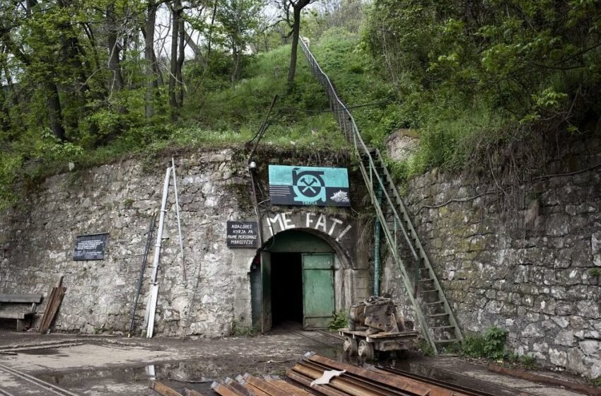  U ndal rryma, 5 minatorë mbetën rreth 9 orë të bllokuar poshtë në Minierën Trepça